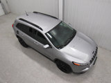 Used 2018 Jeep Cherokee Latitude w/ Altitude Package image 5