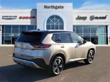 Used 2022 Nissan Rogue Platinum w/ Head-Up Display Package image 4