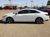 Used 2023 Hyundai Elantra SEL w/ Convenience Package image 2
