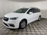 Used 2021 Chrysler Pacifica Touring-L image 4