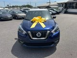 Used 2019 Nissan Kicks SR image 2
