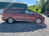 Used 2016 Toyota Sienna XLE image 4