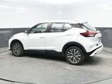 Used 2021 Nissan Kicks SV image 4