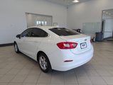 Used 2017 Chevrolet Cruze LT image 5
