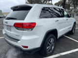 Used 2017 Jeep Grand Cherokee Limited w/ Luxury Group II image 3