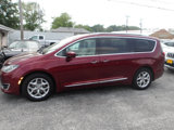 Used 2017 Chrysler Pacifica Touring-L Plus w/ Advanced Safetytec Group image 4