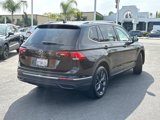 Certified 2022 Volkswagen Tiguan SE image 4