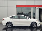 Used 2022 Kia Forte LXS image 3