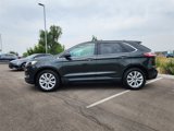 Used 2022 Ford Edge Titanium image 2