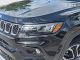 Used 2023 Jeep Compass Limited image 2