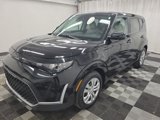 Certified 2023 Kia Soul LX image 3