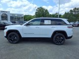 New 2025 Jeep Grand Cherokee Altitude image 6