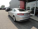 Used 2015 Ford Fusion SE image 3