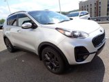 Used 2022 Kia Sportage Nightfall Edition image 4