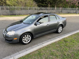 Used 2010 Volkswagen Jetta SE image 3