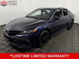 Used 2021 Toyota Camry SE image 3