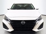 Used 2023 Nissan Altima 2.5 SV image 2