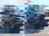 Used 2018 Dodge Grand Caravan SXT w/ Driver Convenience Group image 2