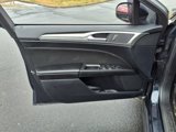 Used 2020 Ford Fusion SE image 6