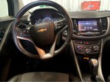 Used 2022 Chevrolet Trax LT w/ LT Convenience Package image 4