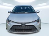 Used 2022 Toyota Corolla LE image 2