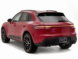 Used 2024 Porsche Macan image 3