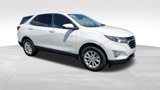 Used 2020 Chevrolet Equinox LT w/ Driver Convenience Package image 2