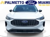 Used 2024 Ford Escape Active w/ Cold Weather Package image 2