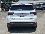 Used 2024 Jeep Compass Latitude image 5