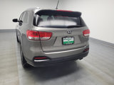 Used 2016 Kia Sorento LX image 6