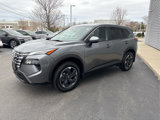 Used 2024 Nissan Rogue SV image 4