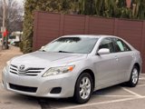 Used 2010 Toyota Camry LE image 3