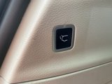 Used 2023 Chrysler Pacifica Touring-L image 6