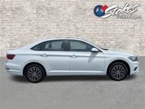 Used 2020 Volkswagen Jetta SE image 3
