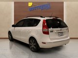 Used 2012 Hyundai Elantra SE image 2