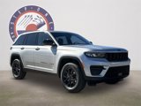 New 2025 Jeep Grand Cherokee Altitude image 2