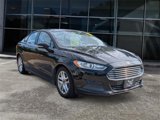 Used 2016 Ford Fusion SE image 2