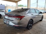 Used 2021 Hyundai Elantra SEL image 5