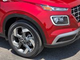 Certified 2024 Hyundai Venue Limited image 4