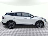 Used 2024 Kia Sportage LX image 2