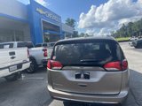 Used 2018 Chrysler Pacifica Touring-L Plus w/ Advanced Safetytec Group image 4