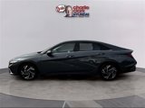 New 2025 Hyundai Elantra SEL image 2
