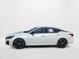 Used 2023 Nissan Altima 2.5 SR image 2