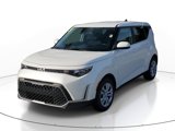 Used 2023 Kia Soul LX image 3