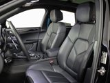 Certified 2022 Porsche Macan image 5