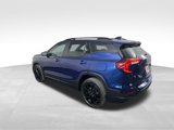 Used 2022 GMC Terrain SLE w/ Driver Convenience Package image 4