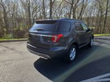 Used 2017 Ford Explorer XLT w/ Equipment Group 202A image 3