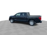 Used 2019 Nissan Titan S image 6