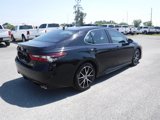 Used 2023 Toyota Camry SE image 2