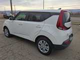 Used 2022 Kia Soul LX image 4